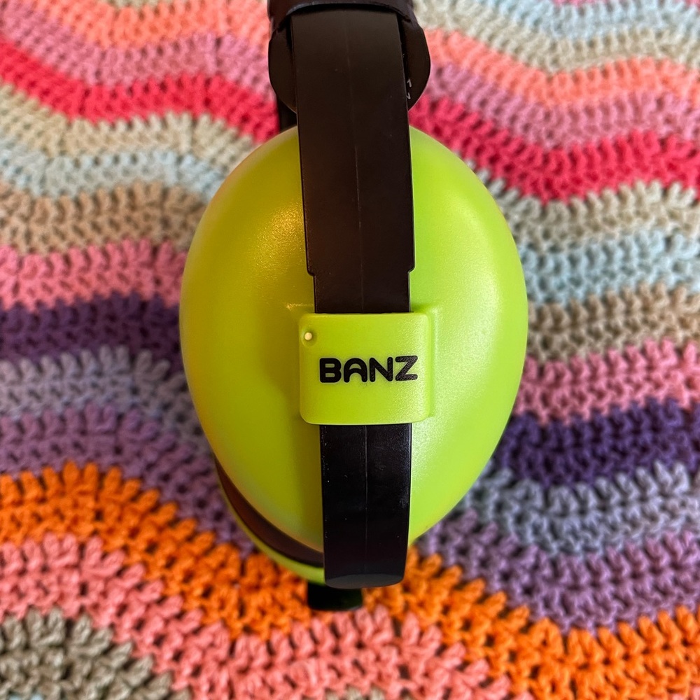 Banz infant hearing protection.